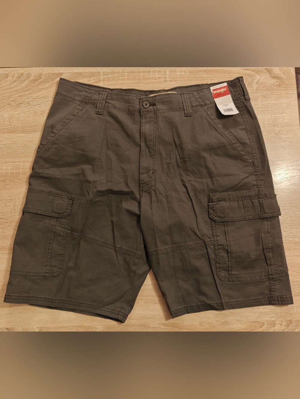 Wrangler Authentics Men's Stretch Cargo Shorts NEW Size 38